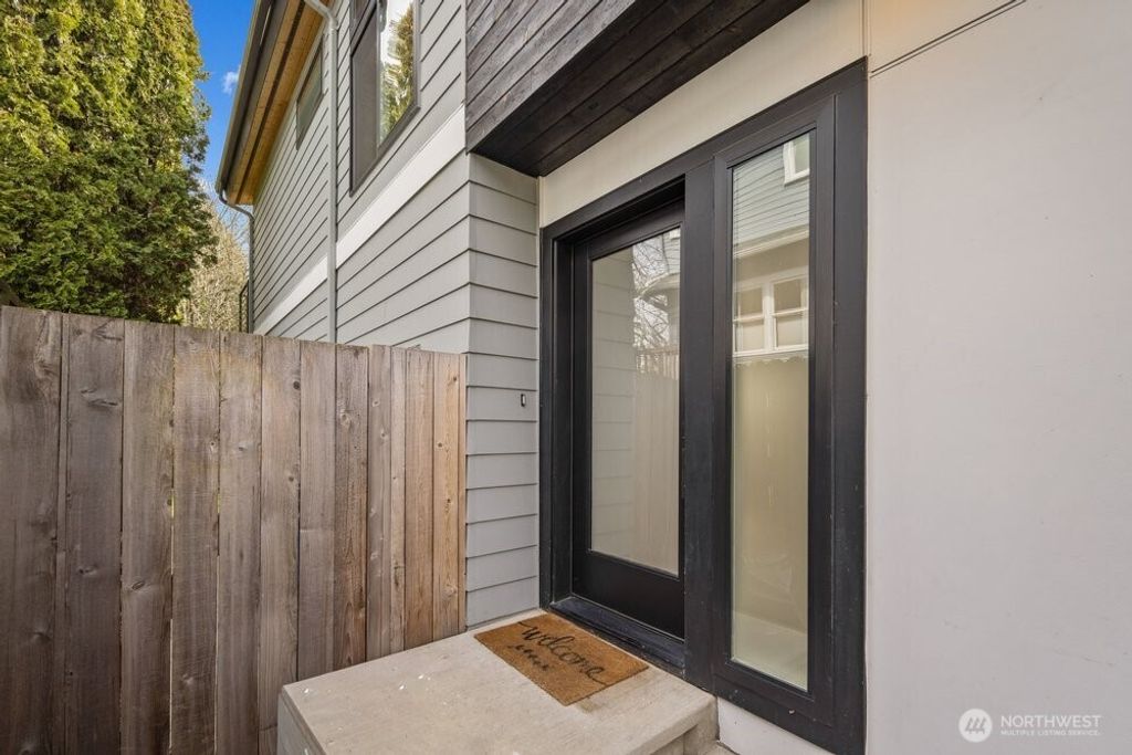 Photo of 7316 Alonzo Avenue NW, Seattle, WA 98117 (MLS # 2499621)