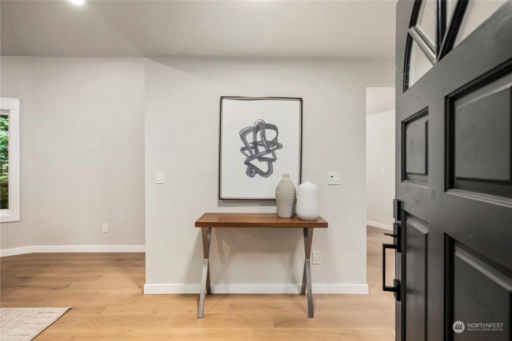 Photo of 9701 45th Avenue NE, Seattle, WA 98115 (MLS # 2295045)