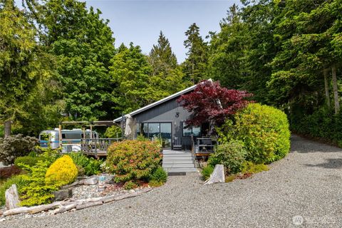17238 Maple Lane La Conner WA 98257