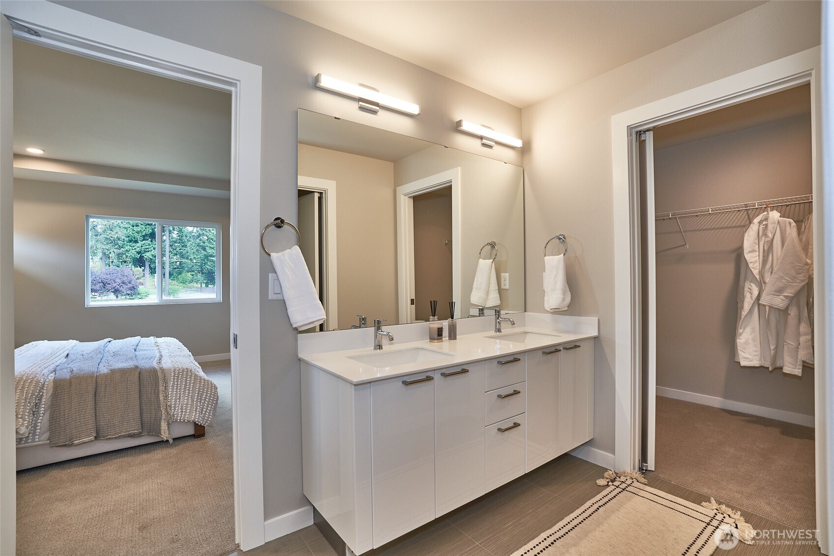 1525 138th Street E 40