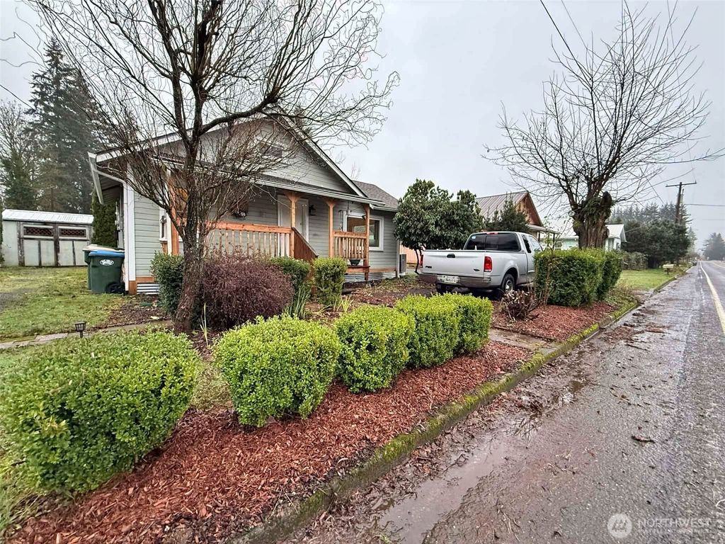 Photo of 260 Stowell Rd, Salkum, WA 98582 (MLS # 2460964)