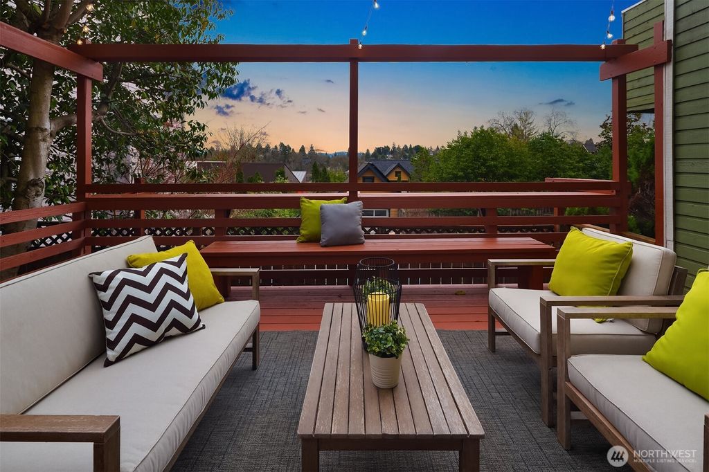 Photo of 1812 25th Avenue #A, Seattle, WA 98122 (MLS # 2344100)