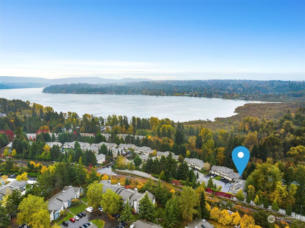 Photo of 18544 NE 57th Street, Redmond, WA 98052 (MLS # 2304736)