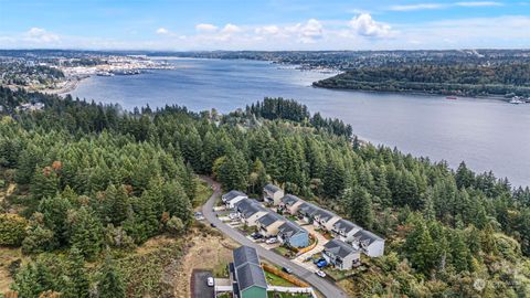 A home in Bremerton