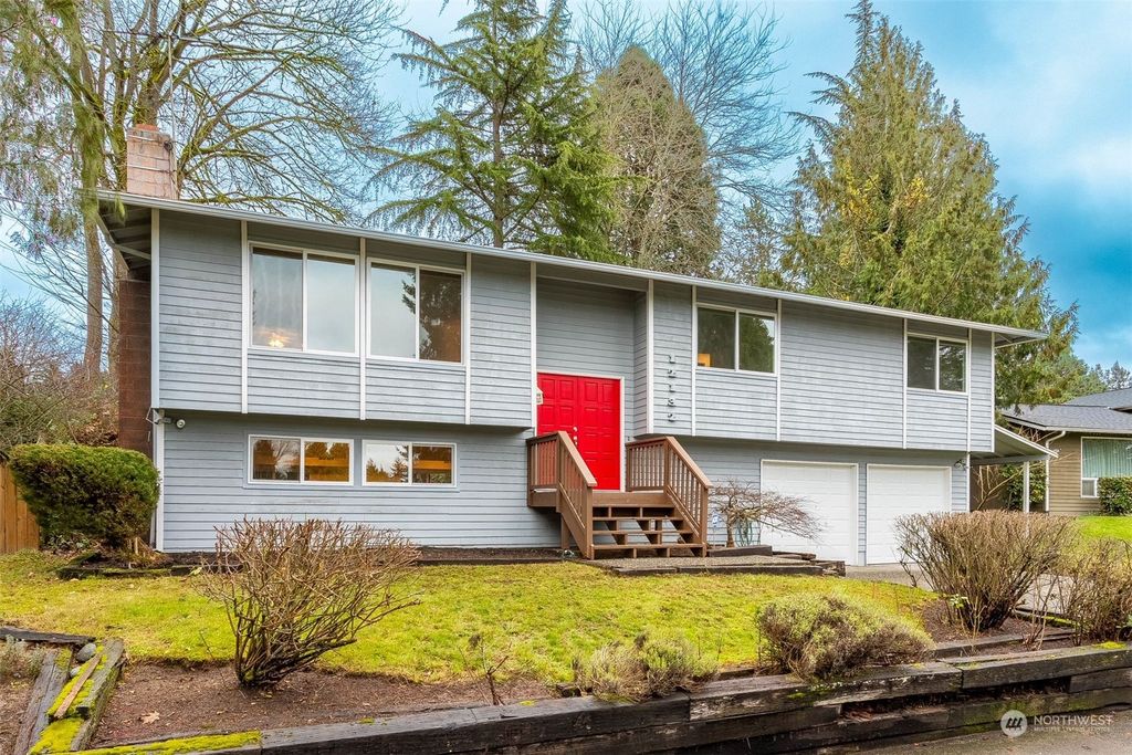Photo of 12132 104th Avenue NE, Kirkland, WA 98034 (MLS # 2179215)