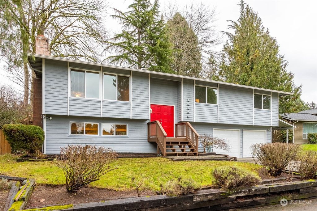 Photo of 12132 104th Avenue NE, Kirkland, WA 98034 (MLS # 2179215)