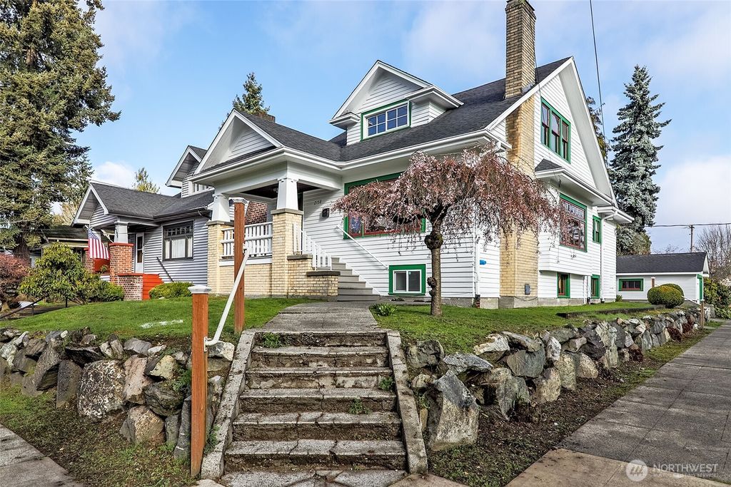 Photo of 2158 N 50th Street, Seattle, WA 98103 (MLS # 2501164)