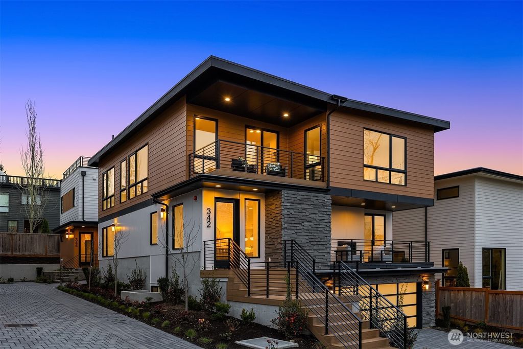 Photo of 342 6th Avenue, Kirkland, WA 98033 (MLS # 2365796)