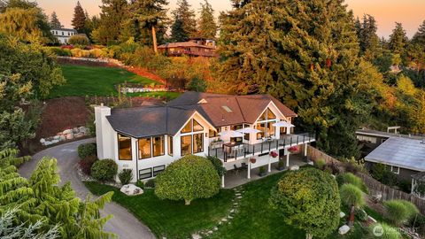 Photo of 405 Bayside Road, Bellingham, WA 98225 (MLS # 2433508)