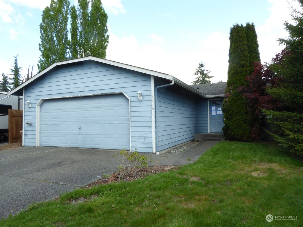 Photo of 6619 98th Place NE, Marysville, WA 98270 (MLS # 2066337)