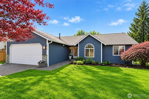 Photo of 8013 NE 145th Street, Kirkland, WA 98034 (MLS # 2560220)