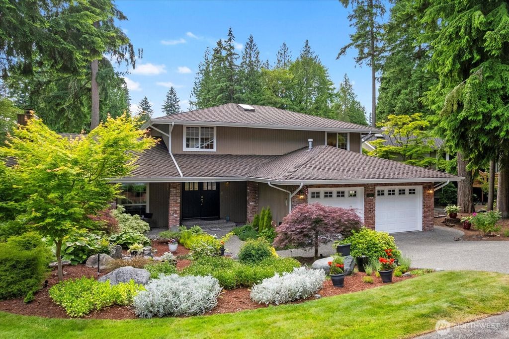 Photo of 15726 24th Drive SE, Mill Creek, WA 98012 (MLS # 2385025)