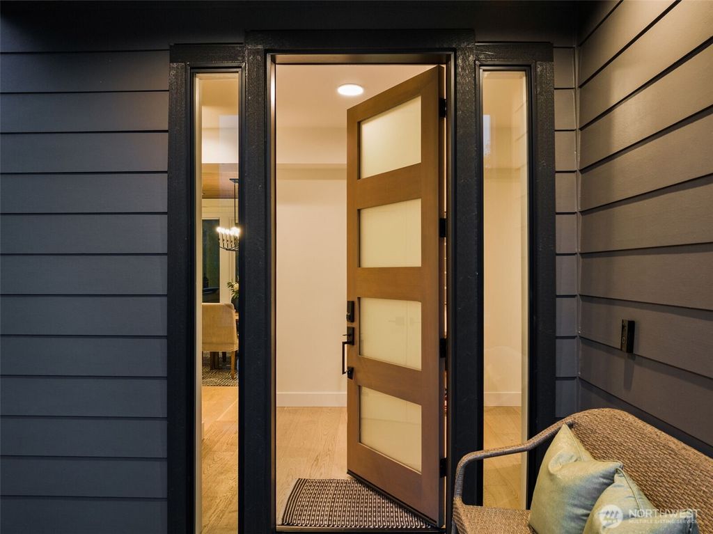 Photo of 807 W Armour Street, Seattle, WA 98119 (MLS # 2458242)