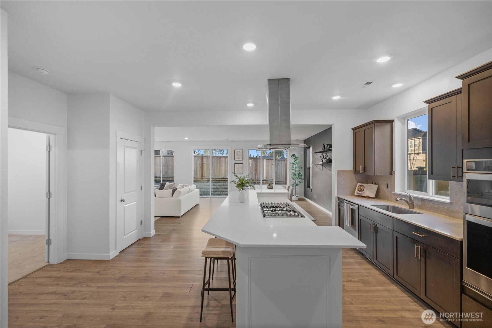 15362 200th Avenue E