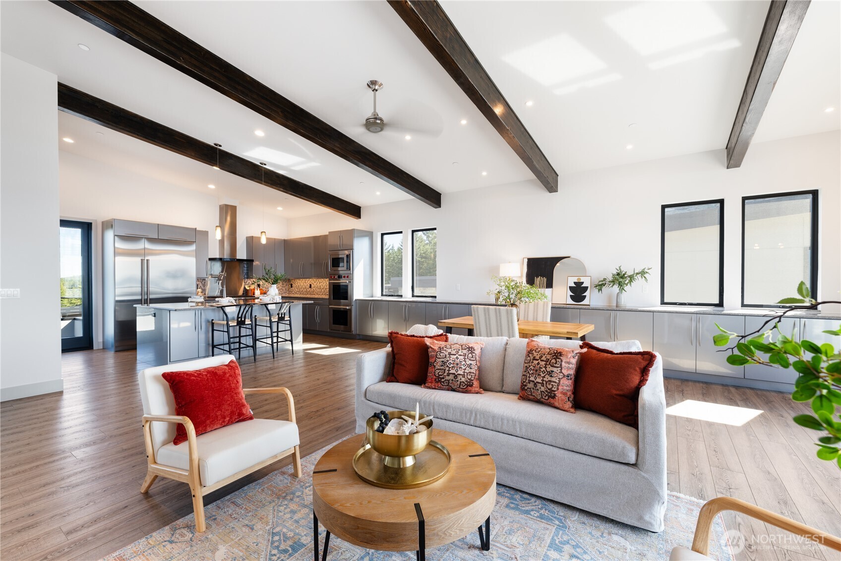 3943 Rockridge Parkway