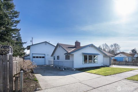 Photo of 425 N Washington Avenue, Arlington, WA 98223 (MLS # 2487752)