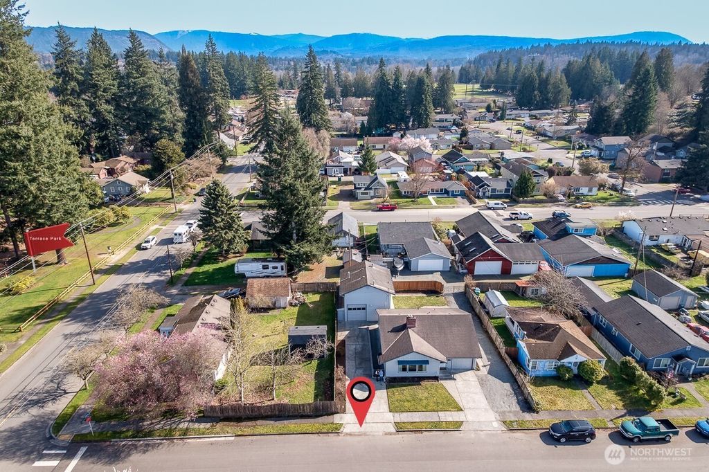 Photo of 423 N Washington Avenue, Arlington, WA 98223 (MLS # 2487752)