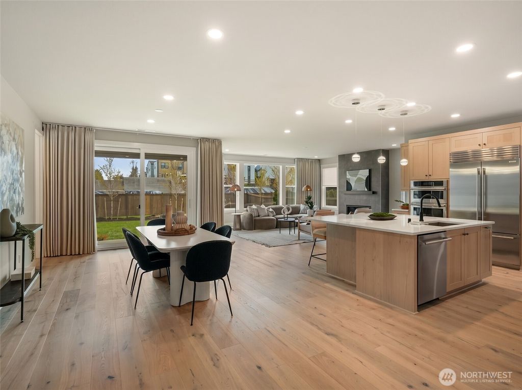 Photo of 13793 SE 84th Street, Newcastle, WA 98059 (MLS # 2510931)