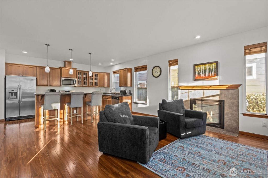 Photo of 4322 25th Street SE, Puyallup, WA 98374 (MLS # 2483967)