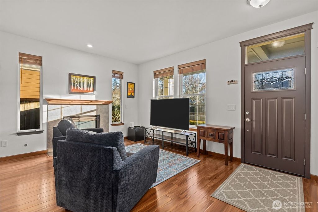 Photo of 4322 25th Street SE, Puyallup, WA 98374 (MLS # 2483967)