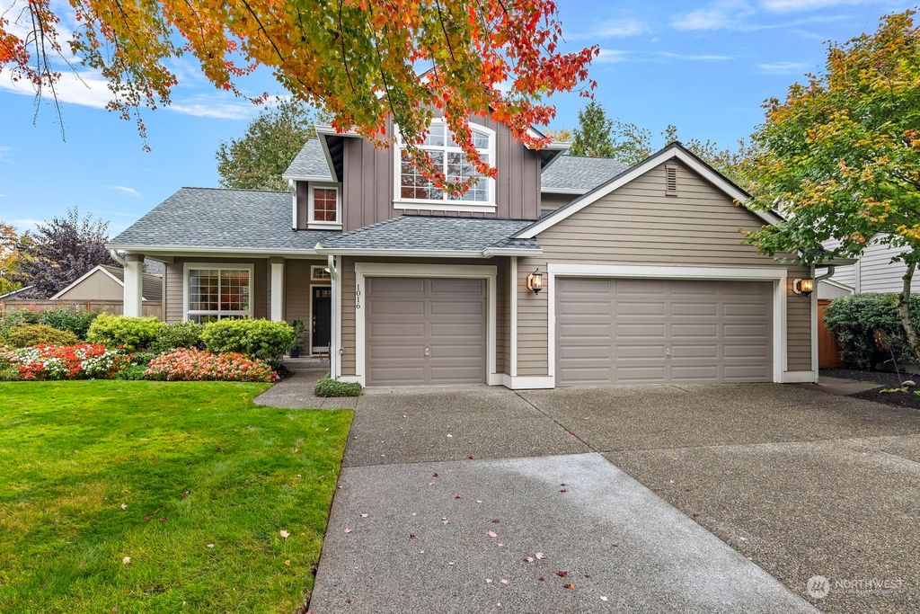 Photo of 1016 SE 11th Place, North Bend, WA 98045 (MLS # 2299356)