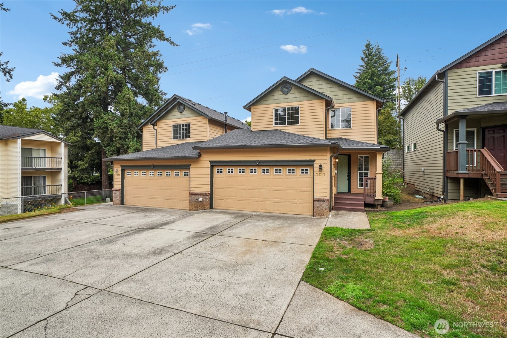 2217 NE 137th Court
