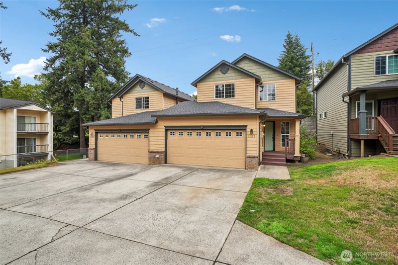 2217 NE 137th Court