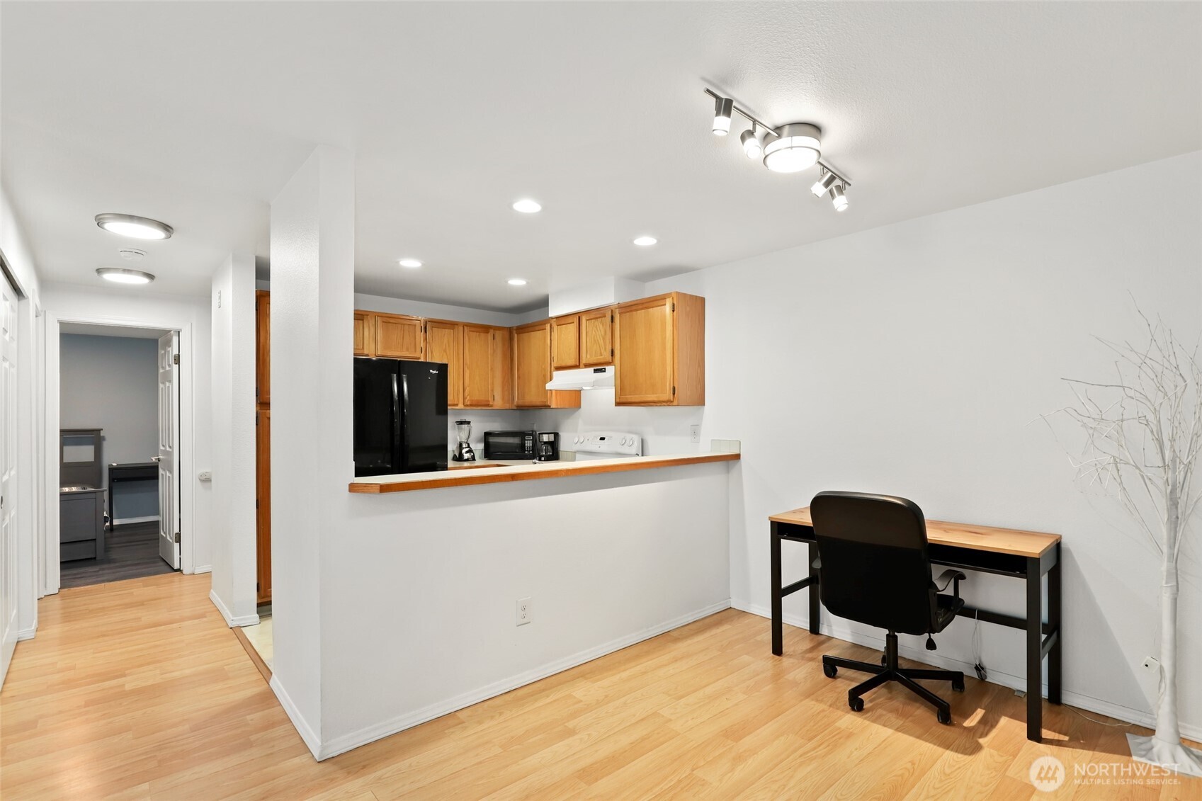 22810 30th Avenue S B302