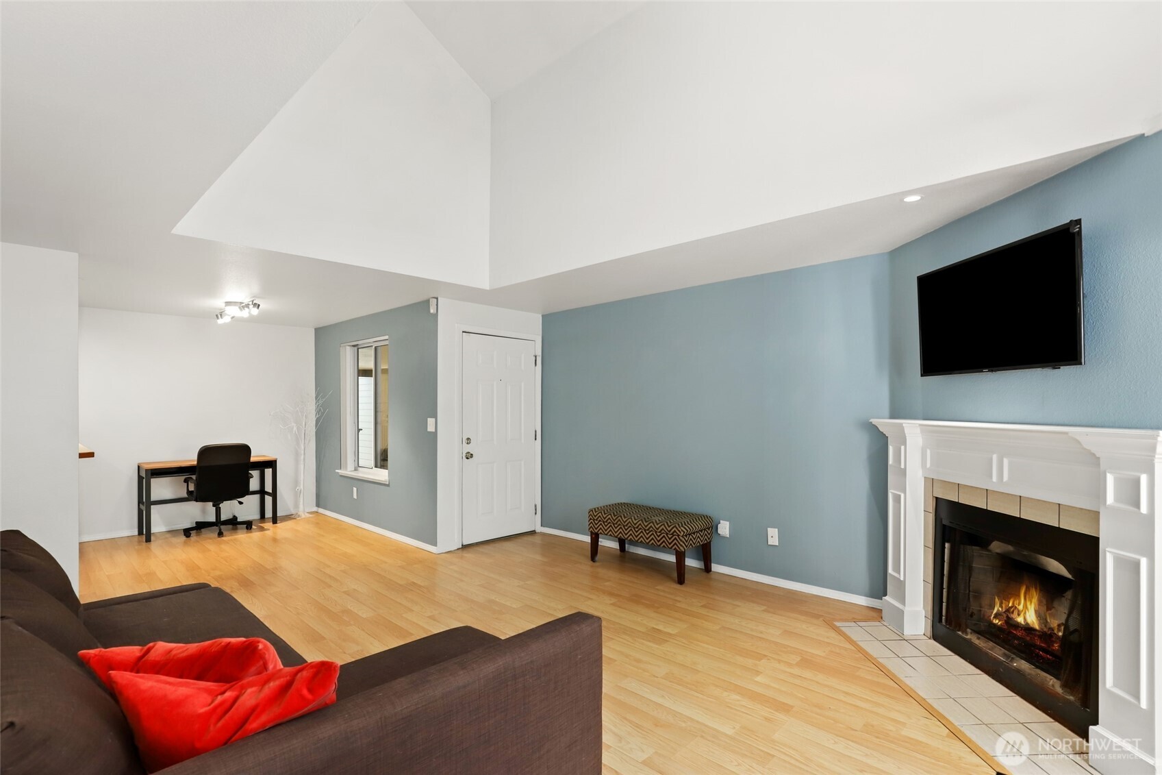 22810 30th Avenue S B302