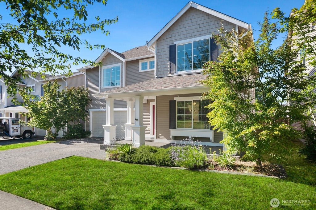 Photo of 33828 SE Odell Street, Snoqualmie, WA 98065 (MLS # 2559740)