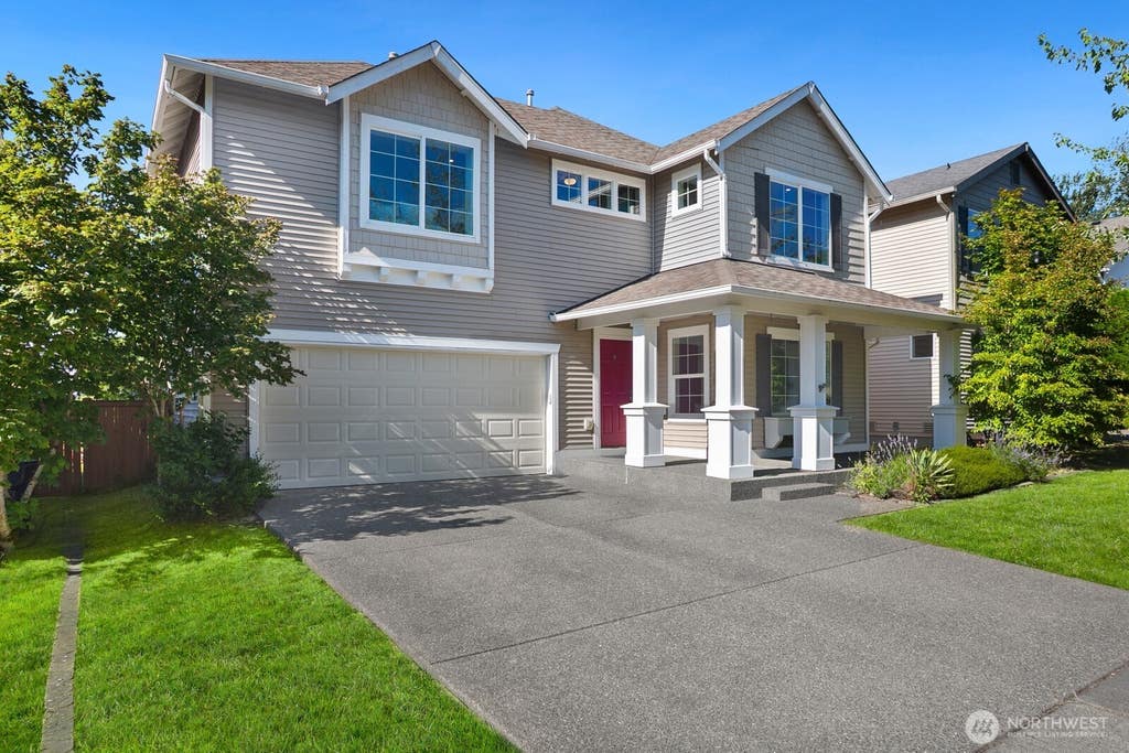 Photo of 33828 SE Odell Street, Snoqualmie, WA 98065 (MLS # 2559740)