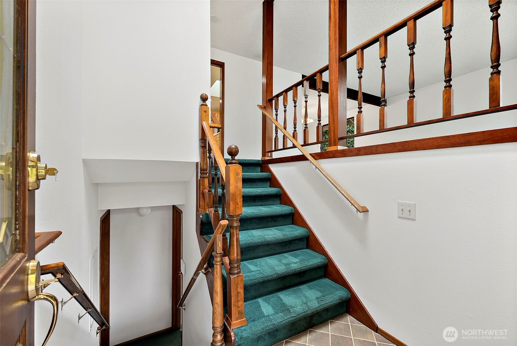 7861 University Point Circle NE