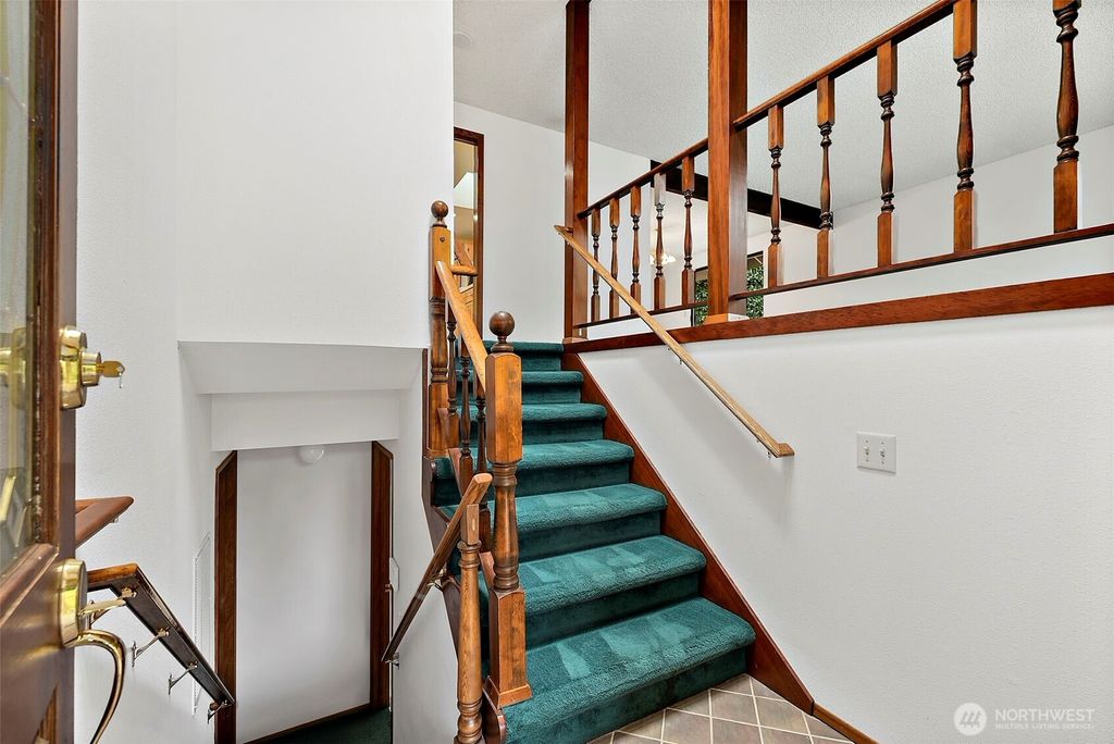 Photo of 7861 NE University Point Circle NE, Bremerton, WA 98311 (MLS # 2484936)