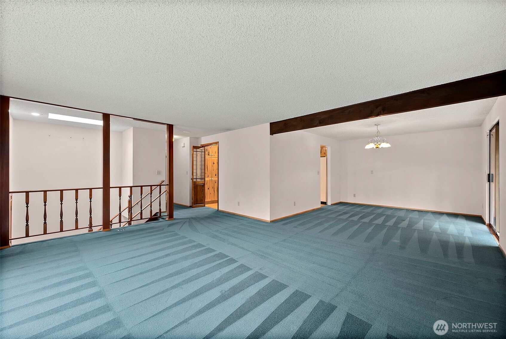 7861 University Point Circle NE