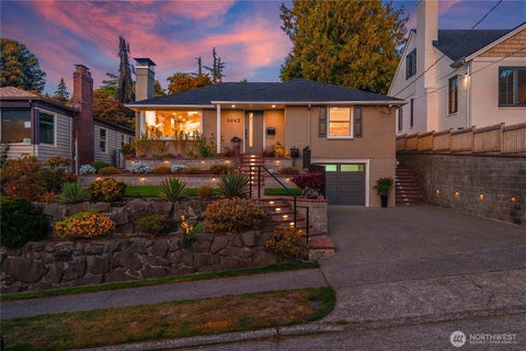 Photo of 3542 43rd Avenue W, Seattle, WA 98199 (MLS # 2592033)
