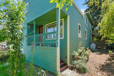 Photo of 1235 S 101st Street, Seattle, WA 98168 (MLS # 2541461)
