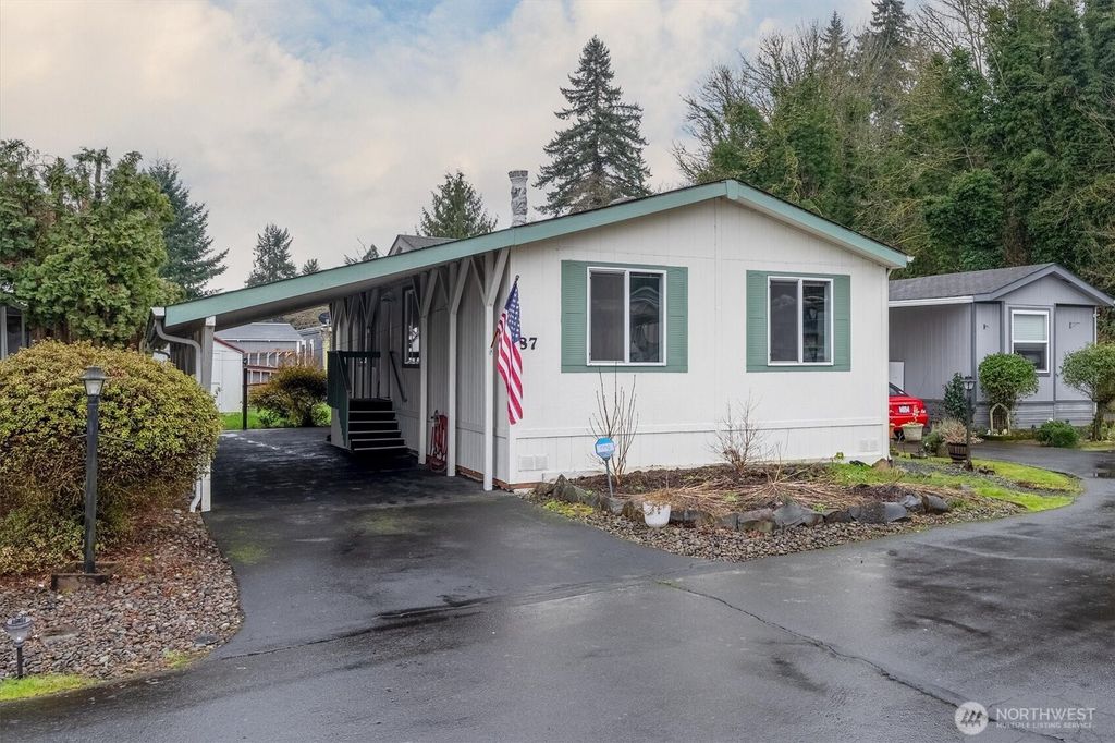Photo of 1965 Westside Highway #87, Kelso, WA 98626 (MLS # 2474684)