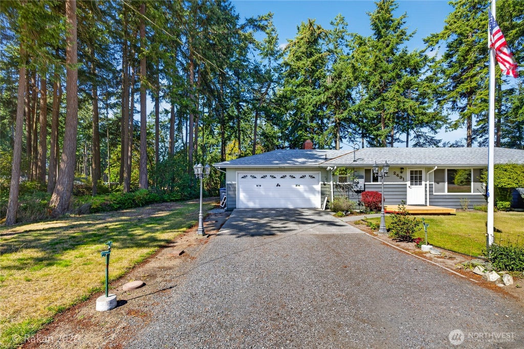 Photo of 2491 Carefree Place, Oak Harbor, WA 98277 (MLS # 2582102)