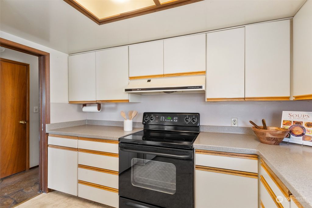 listing image 9368540296718953955