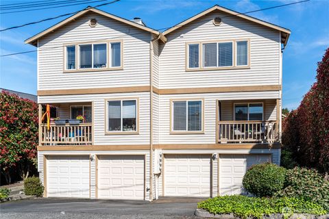 Photo of 610 Glen Street #3, Edmonds, WA 98020 (MLS # 2498674)