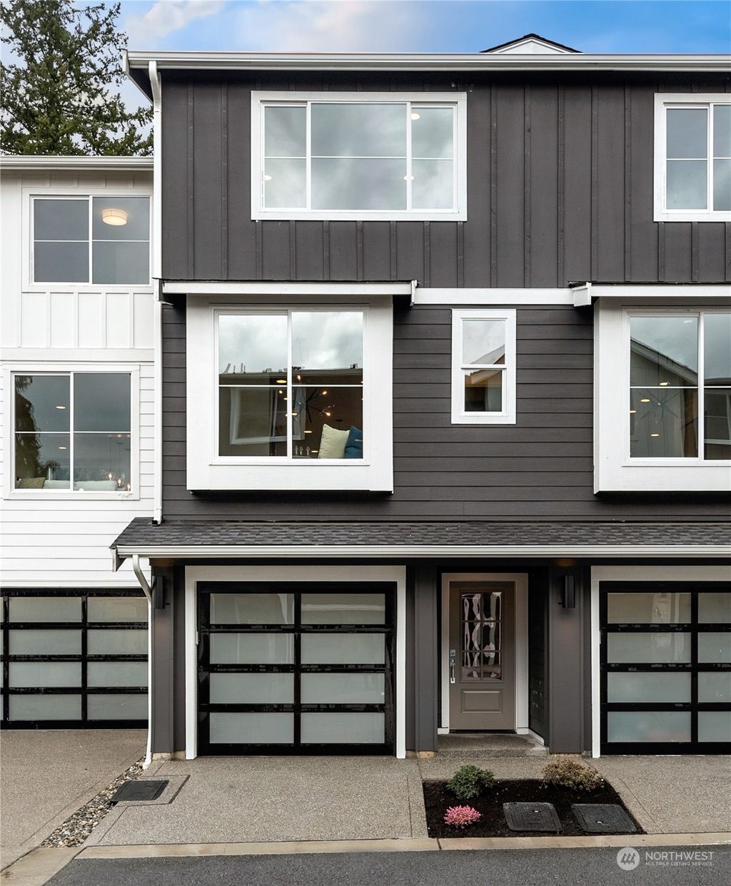 Photo of 16030 Meadow Road #B6, Lynnwood, WA 98087 (MLS # 1978315)