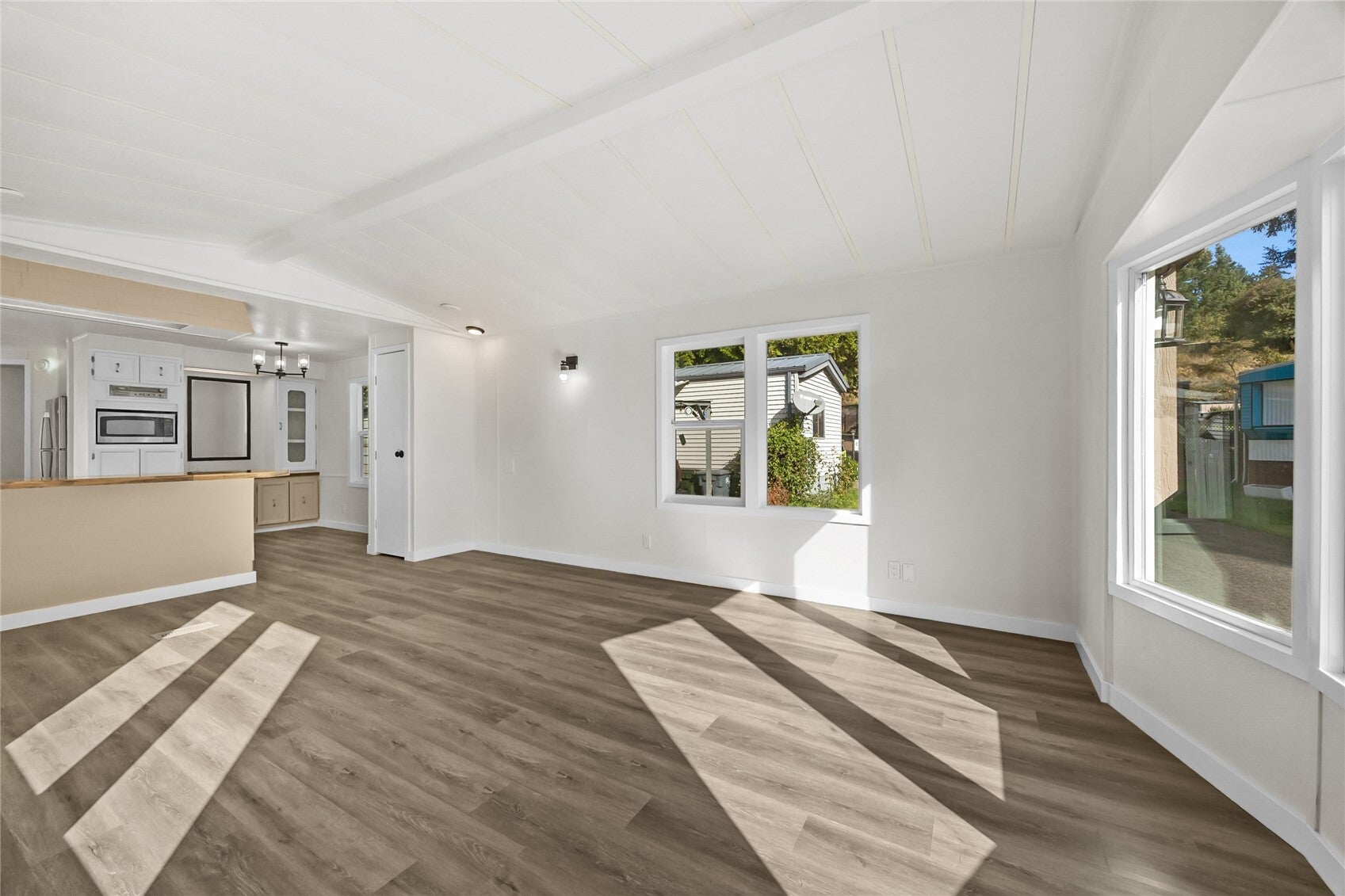 507 131st Street E 33