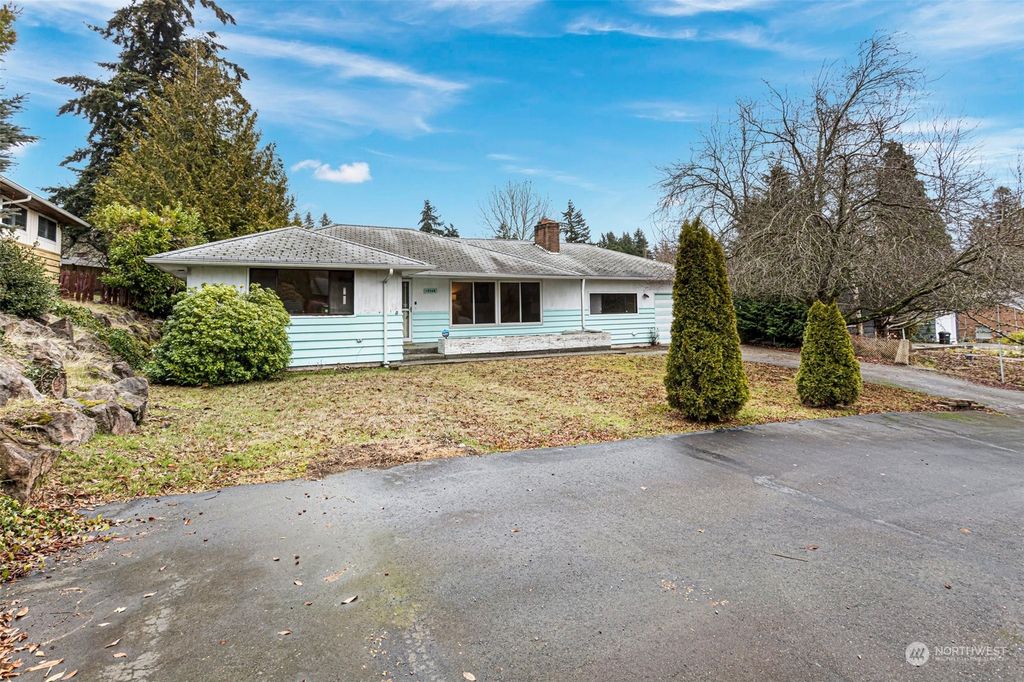 Photo of 19348 Occidental Avenue S, Des Moines, WA 98148 (MLS # 2024553)