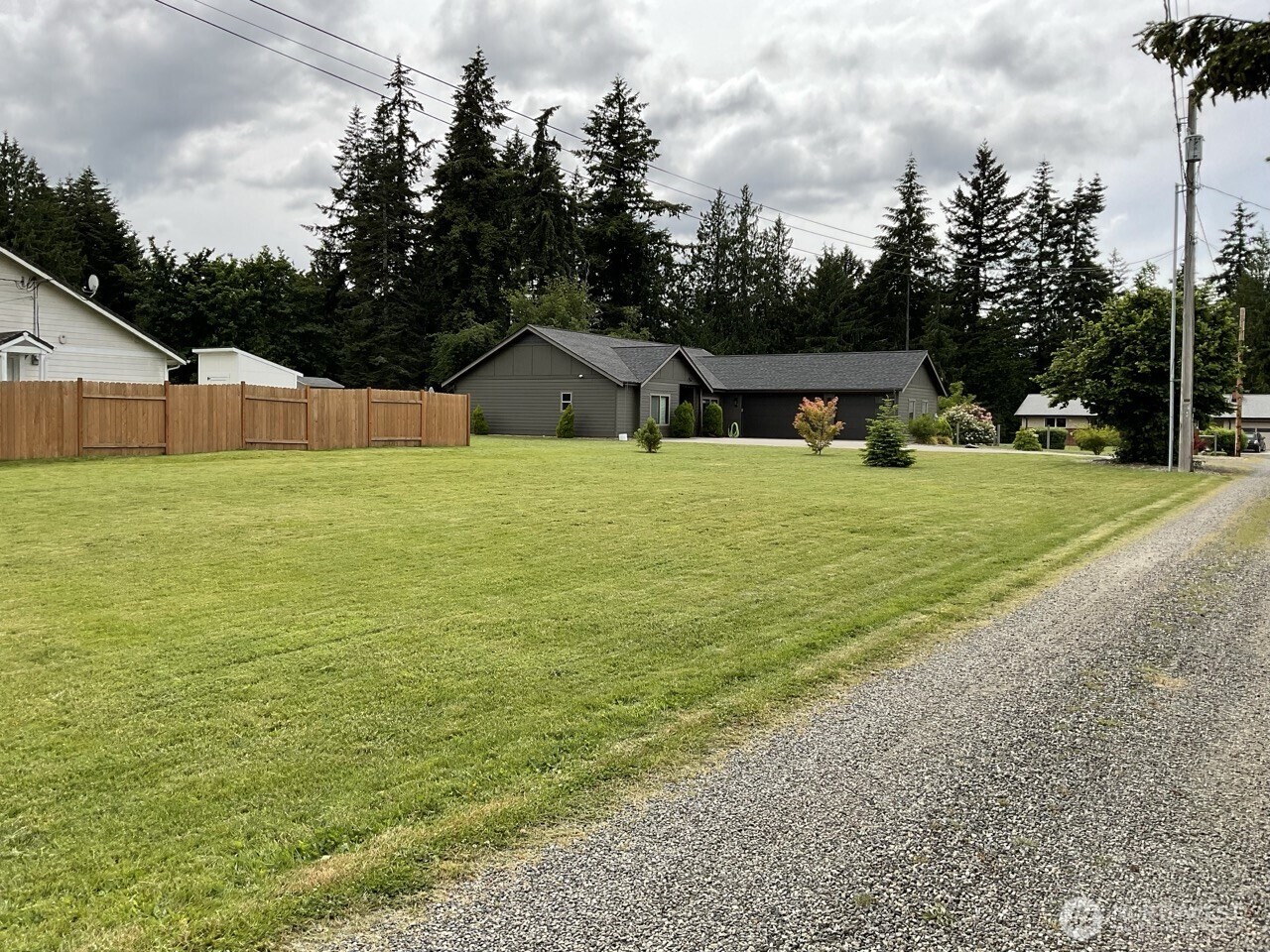 5245 NW Erlands Point Rd