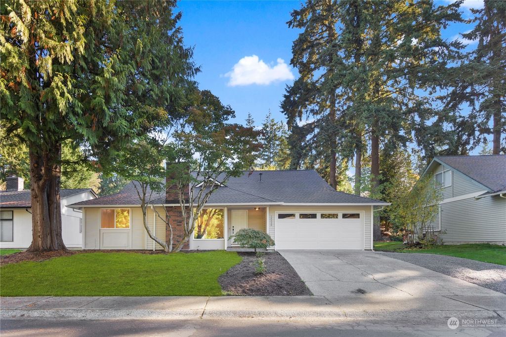 Photo of 14348 117th Avenue NE, Kirkland, WA 98034 (MLS # 2173205)