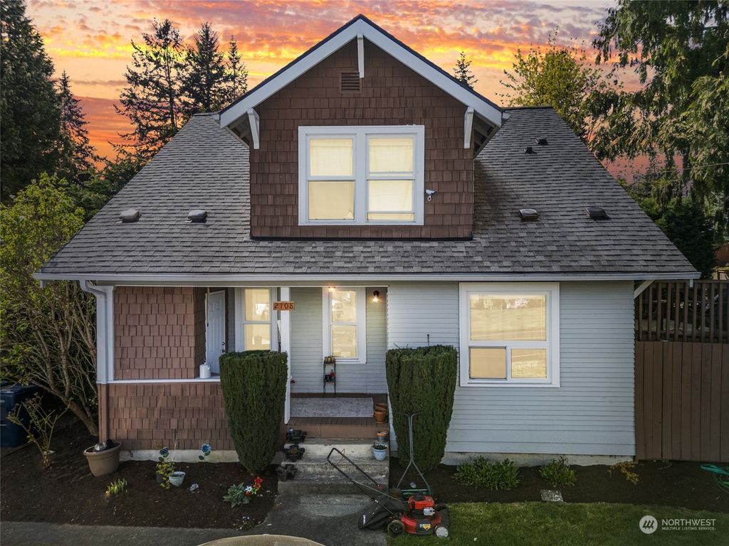 Photo of 2108 117th Avenue NE, Lake Stevens, WA 98258 (MLS # 2327156)