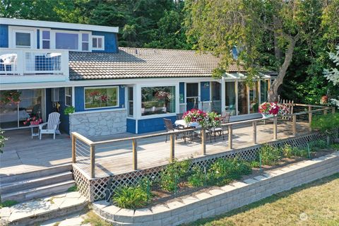 A home in Bremerton