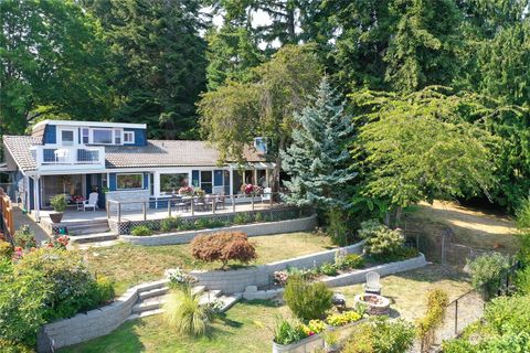 A home in Bremerton