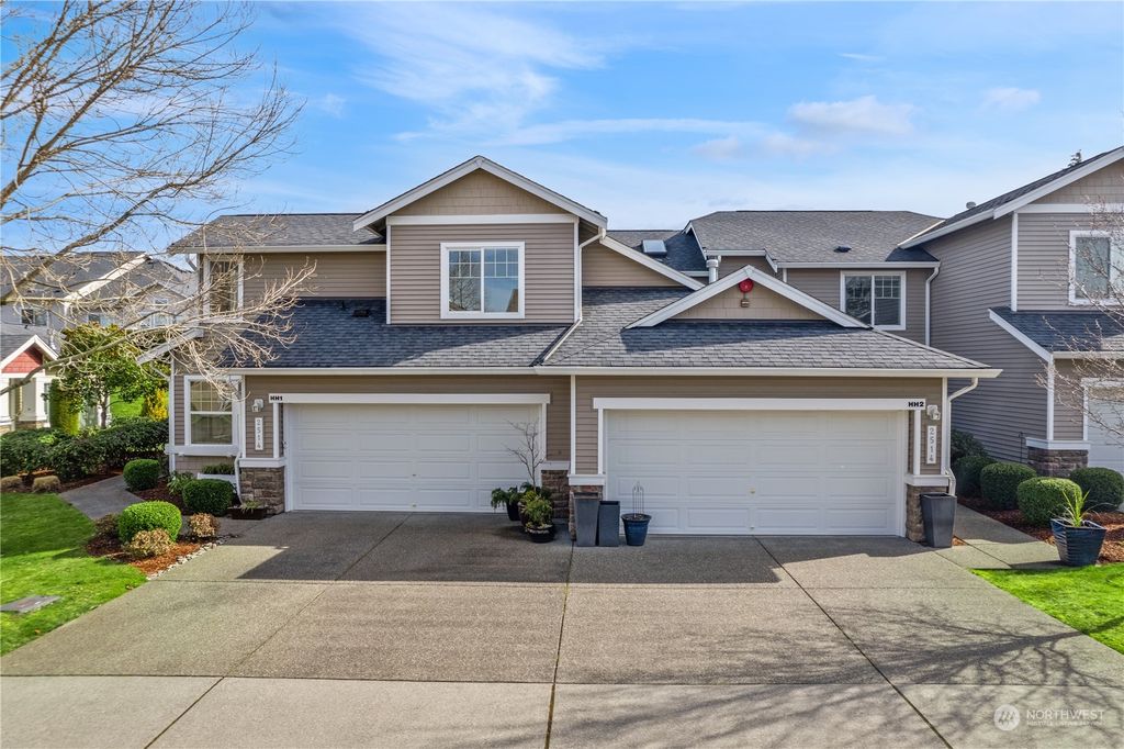 Photo of 2514 85th Drive NE #HH2, Lake Stevens, WA 98258 (MLS # 2043796)