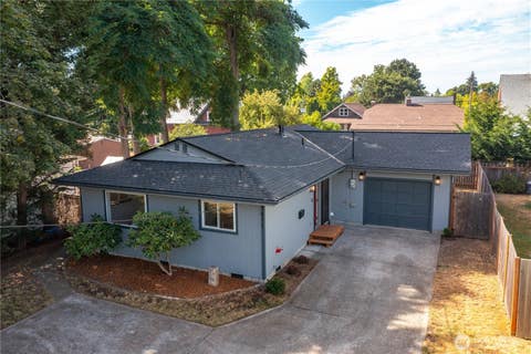 Photo of 1811 I Street ST, Bellingham, WA 98225 (MLS # 2571767)